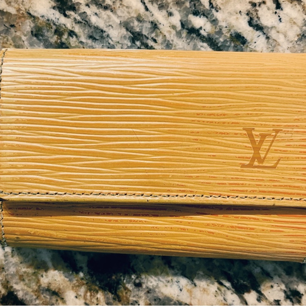 LV Epi Yellow Key Holder
